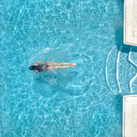 Harmony Boutique Hotel 4*