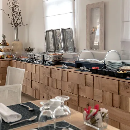 Harmony Boutique Hotel 4*