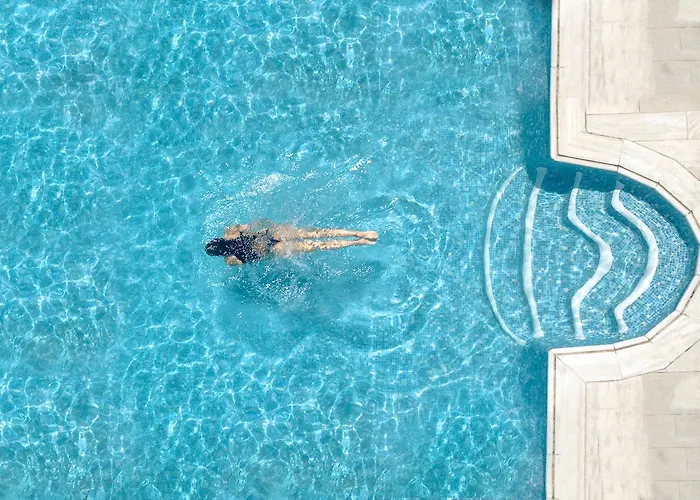 Harmony Boutique Hotell 4*